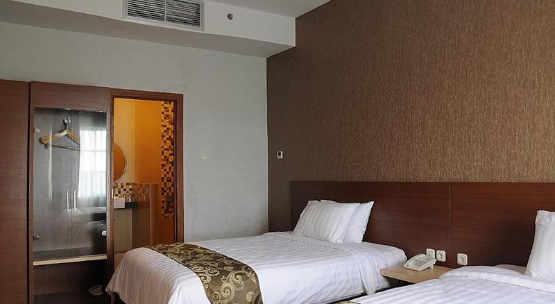 Lorin New Kuta Hotel Pecatu Екстериор снимка